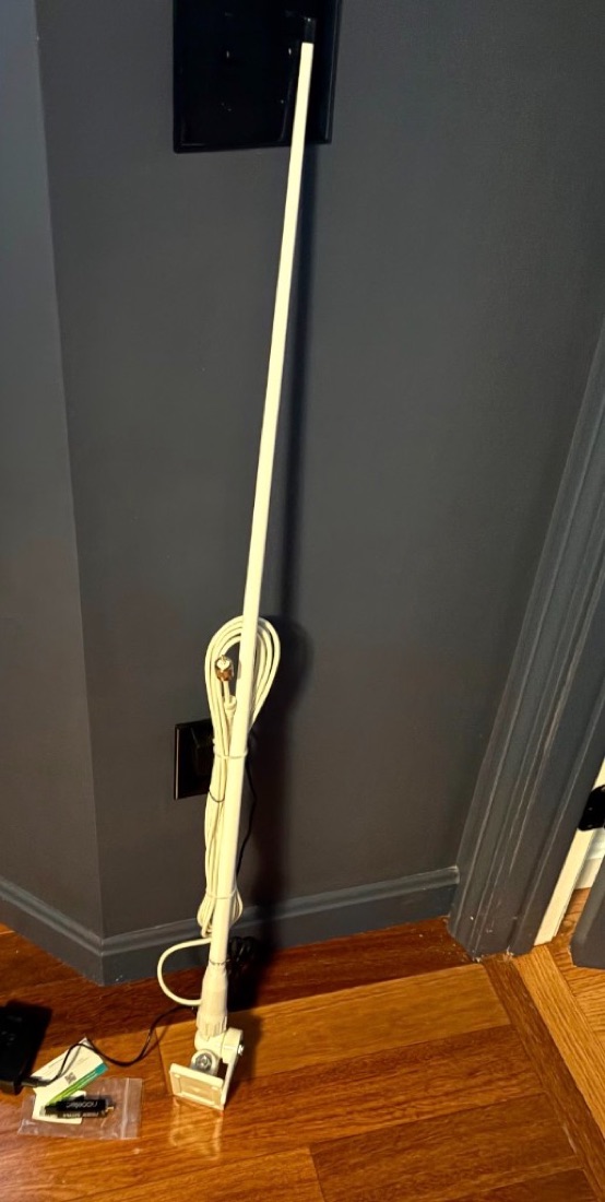 Marine VHF antenna with attached cable